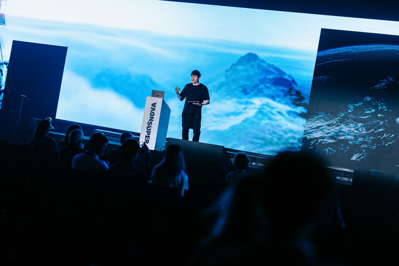 SuperNova 2026 keynote (photo © Sharon Debremaeker)