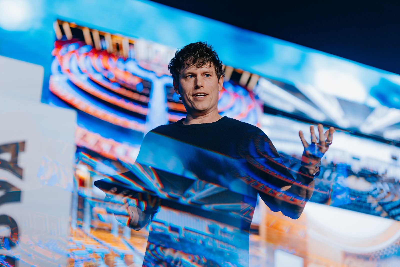 SuperNova 2026 keynote — Milan Meyberg on stage (photo © Sharon Debremaeker)